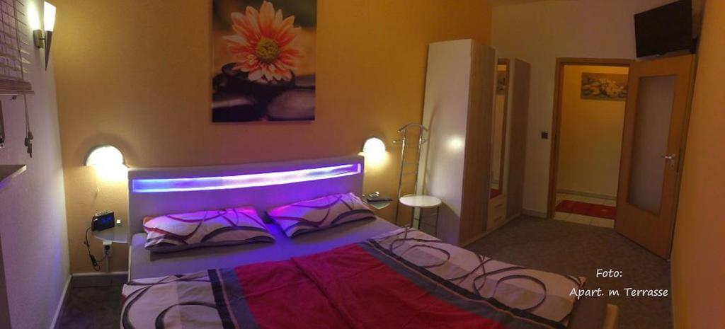 Apartment Shervin Nuembrecht